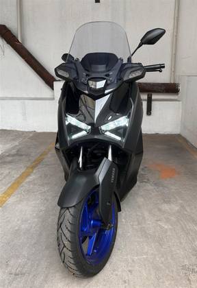 YAMAHA XMAX 300 CONNECTED ABS YAMAHA XMAX 300 CONNECTED ABS